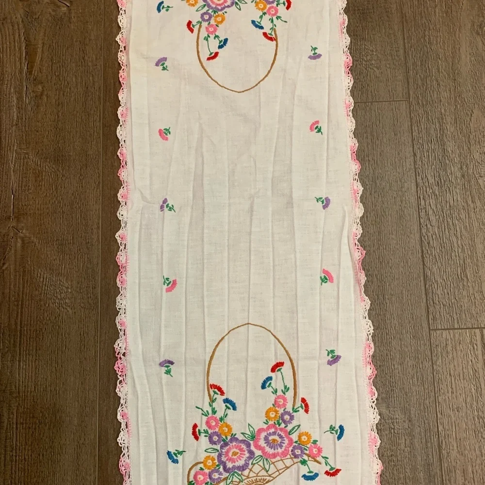 Table Runner